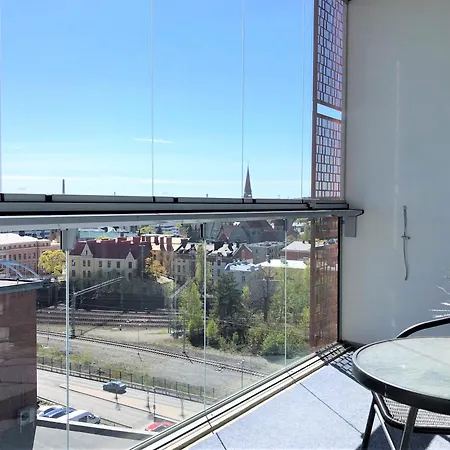 아파트 Kotimaailma - Kaunis 10 Kerroksen Parvekkeellinen Yksioe - Peltokatu