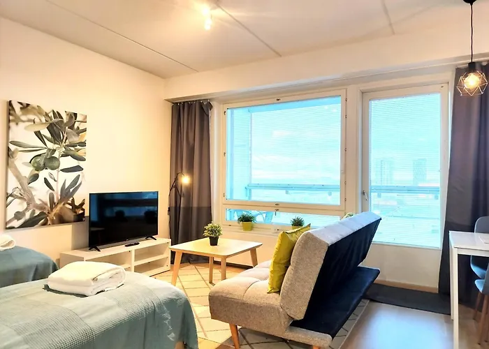 Kotimaailma - Kaunis 10 Kerroksen Parvekkeellinen Yksioe - Peltokatu 아파트